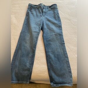 Express Modern Straight Super High Rise